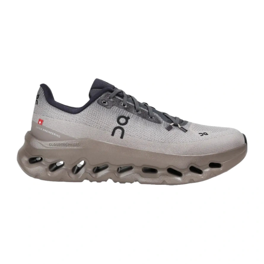 Cloud tilt Eclipse Cinder Sneakers